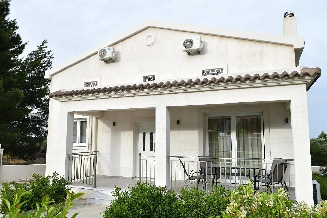Gm Villa Kefalonia Razáta