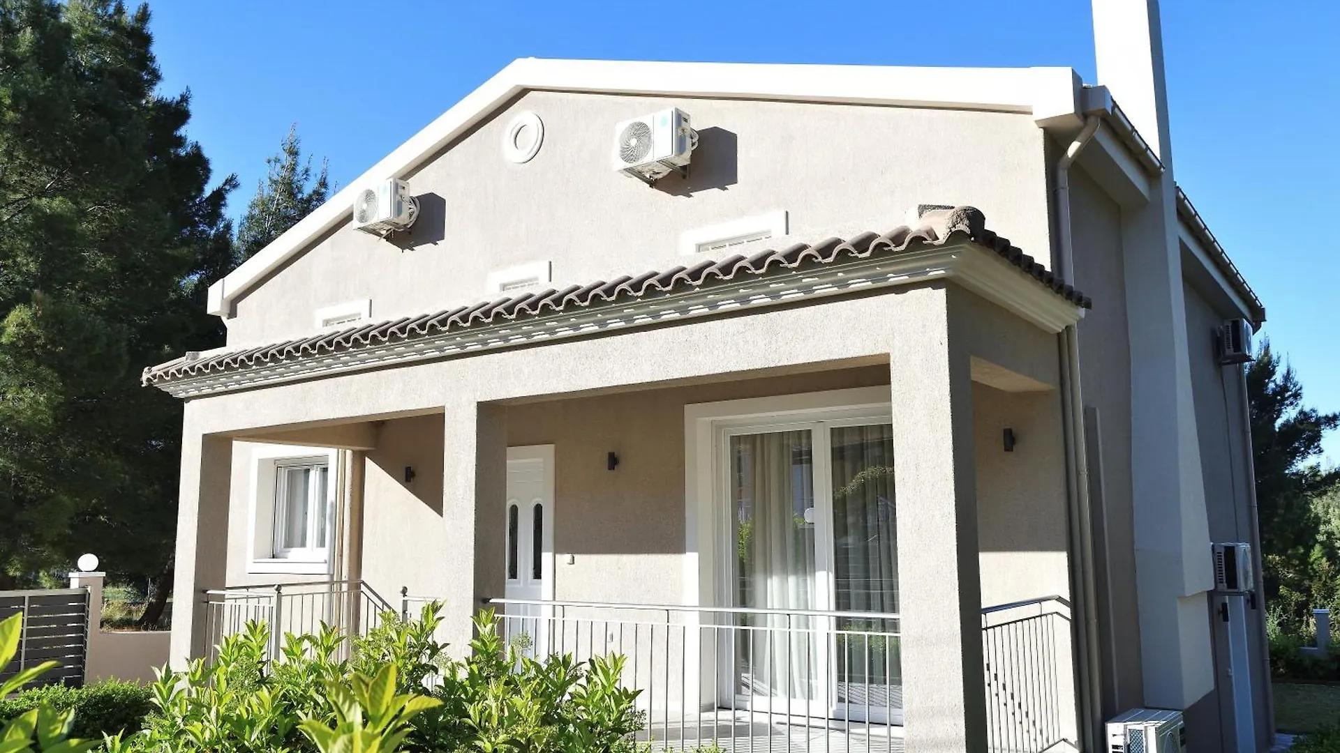 Gm Villa Kefalonia Razáta